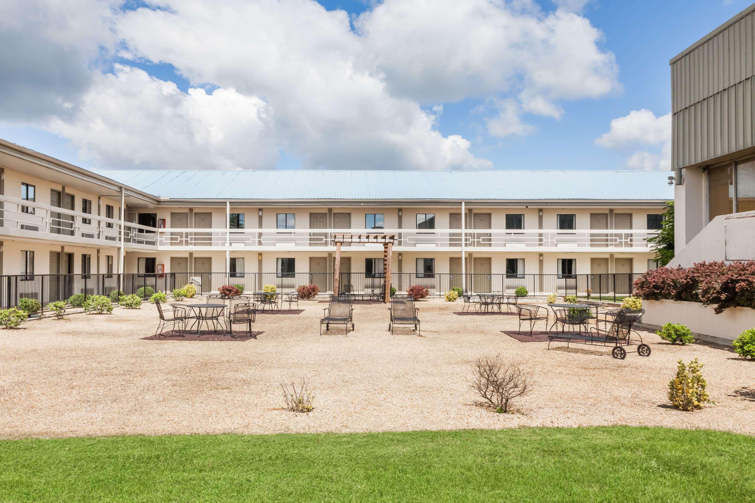 במוטל Super 8 By Wyndham Monteagle Tn מראה חיצוני תמונה